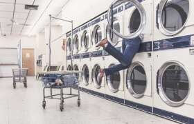 News 6 Laundry Hacks You Should Avoid for College Students