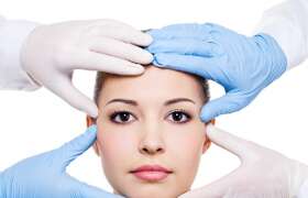News DIY Plastic Surgery in Your Cosmetics Bag for College Students
