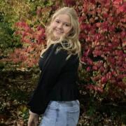 Washington Roommates Bella Jones Seeks Western Washington University Students in Bellingham, WA