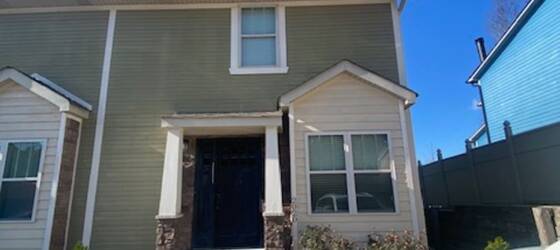 Lee Housing 3 Bedroom 2 Bath Townhouse for Lee University Students in Cleveland, TN