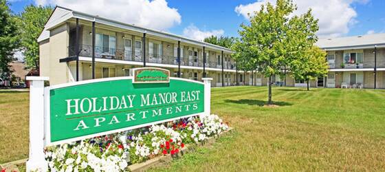 OU Housing Holiday Manor East for Oakland University Students in Rochester, MI