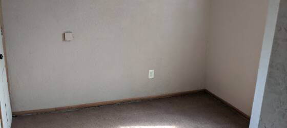 Las Cruces Housing Comfortable quiet two bedroom for Las Cruces Students in Las Cruces, NM