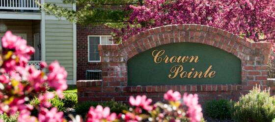 Drake Housing Crown Pointe Apartments for Drake University Students in Des Moines, IA