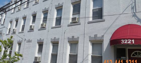 Point Park Housing Studios and 1BR Units Available! Close to Pitt, CMU, and Duquesne! for Point Park University Students in Pittsburgh, PA