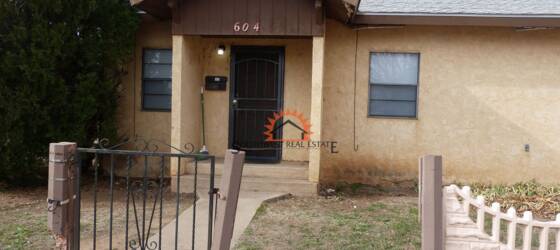 Eastern Housing Spacious 2 bedrooms 1 bath duplex for Eastern New Mexico University Students in Portales, NM