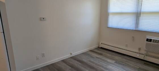 UW-Green Bay Housing Updated 1 Bedroom Apartment for University of Wisconsin-Green Bay Students in Green Bay, WI