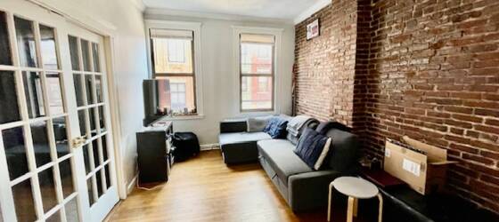 Boston Baptist College Housing NORTH END 2BR/1BA AVAILABLE: JUNE 1 for Boston Baptist College Students in Boston, MA