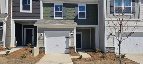 Wingate Housing Like new townhome in Monroe for Wingate University Students in Wingate, NC