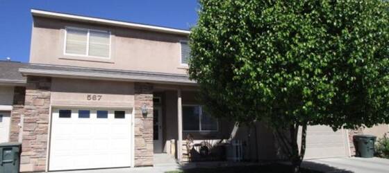 Mesa Housing Nice 3 bedroom townhome for Colorado Mesa University Students in Grand Junction, CO