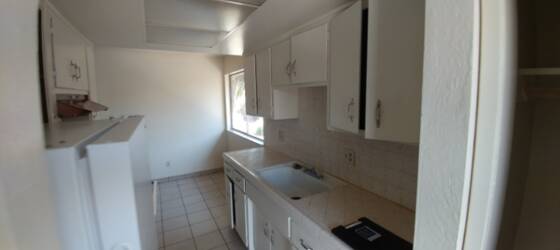 Sac State Housing Large  Apartment 3 bedroom 1.5 baths with Garage for CSU Sacramento Students in Sacramento, CA