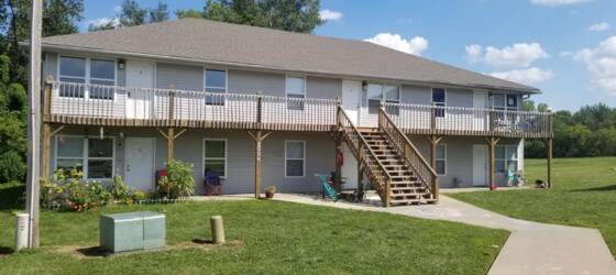Jewell Housing Oak Grove Apartment for William Jewell College Students in Liberty, MO