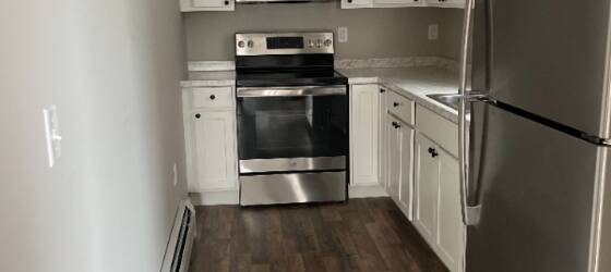 Bangor Housing Large Newly Renovated 2 Bedroom Apartment for Bangor Students in Bangor, ME