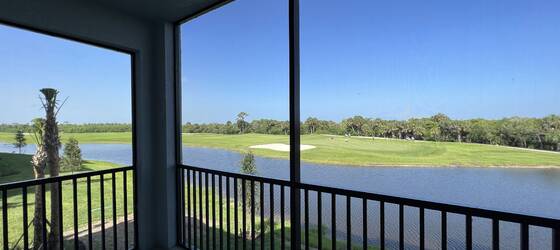 Edison Housing Luxury Condo! Golf Membership Included! for Edison State College Students in Fort Myers, FL