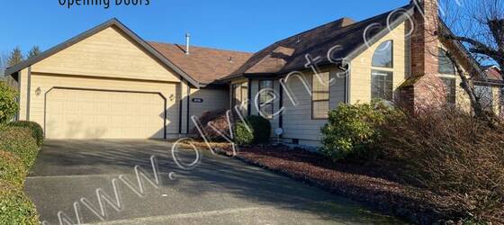 Olympia Housing Spacious 3 bdrm home in Royal Gardens - w/ Air Conditioning! for Olympia Students in Olympia, WA