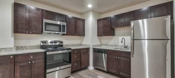 Towson University Housing 1 Bedroom with Hardwood Floors Available NOW! for Towson University Students in Towson, MD