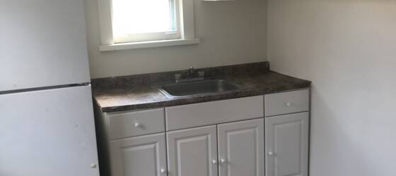 UAlbany Housing 361 Elk St. $1,500 4BR 2 BR for SUNY at Albany Students in Albany, NY