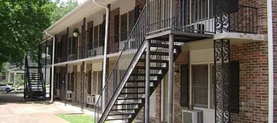 UNA Housing Wood Ave Apartments for University of North Alabama Students in Florence, AL