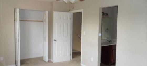 TCC Housing 2 bed - Luxury 2 story townhouse, nice area for Tidewater Community College Students in Norfolk, VA