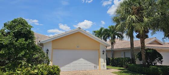 Lorenzo Walker Institute of Technology Housing Furnished Annual Rental with POOL 2/2 in Villagewalk! for Lorenzo Walker Institute of Technology Students in Naples, FL