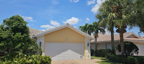 Wolford College Housing Furnished Annual Rental with POOL 2/2 in Villagewalk! for Wolford College Students in Naples, FL