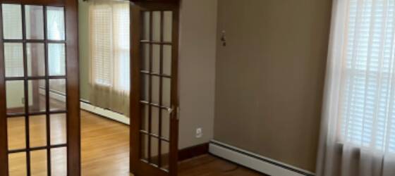 Post Housing 3 bedrooms apartment for Post University Students in Waterbury, CT