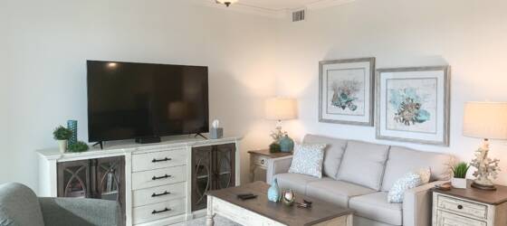 Rasmussen College-Fort Myers Housing SEASONAL Furnished Luxury Condo! Golf Membership Inlcuded! for Rasmussen College-Fort Myers Students in Fort Myers, FL