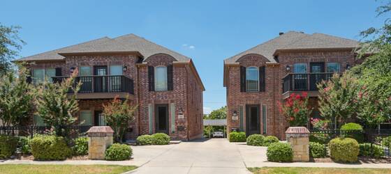 TCU Housing 4 Bedroom 3 Bath, Walking distance to TCU Campus, Free Monthly Light Housekeeping for Texas Christian University Students in Fort Worth, TX