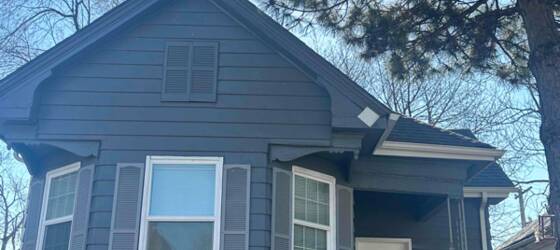 SIUE Housing 2 bedroom house for rent for Southern Illinois University Edwardsville Students in Edwardsville, IL