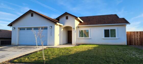 Redding Housing 3 bed, 2 bath newly built for Redding Students in Redding, CA