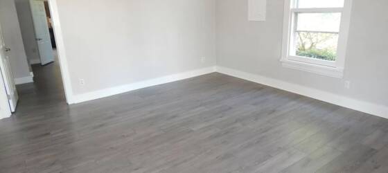 Virginia Western Community College Housing Charming 2 Bed, 1 Bath Apartment with Modern Upgrades for Virginia Western Community College Students in Roanoke, VA
