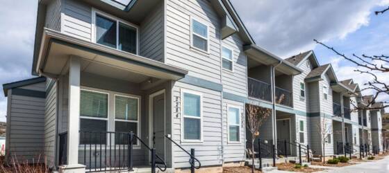 Boise State Housing Fallingbrook Townhomes for Boise State University Students in Boise, ID