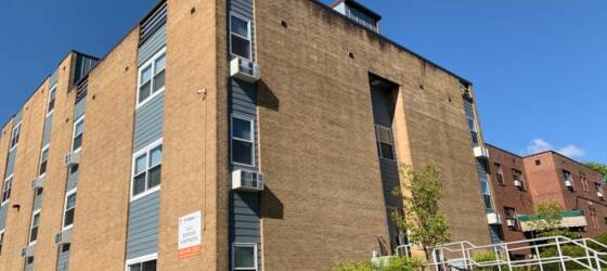 CMU Housing Point Breeze! Available August 1, 2024; Lease will end July 29, 2025 for Carnegie Mellon University Students in Pittsburgh, PA