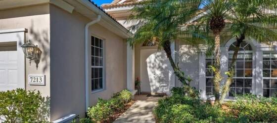 MCC Housing Fabulous pool home located in University Park for Manatee Community College Students in Bradenton, FL