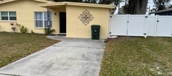 Pinellas Technical College-Clearwater Housing 2 bed 1 bath SFH for Pinellas Technical College-Clearwater Students in Clearwater, FL