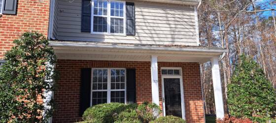 Louisburg Housing Ready to rent! End Unit 2-story Townhome. for Louisburg College Students in Louisburg, NC
