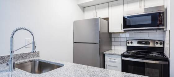 UD Housing Newly Renovated Apartments, less than a mile to UD! Free first month through 03.31.2024!! for University of Dayton Students in Dayton, OH